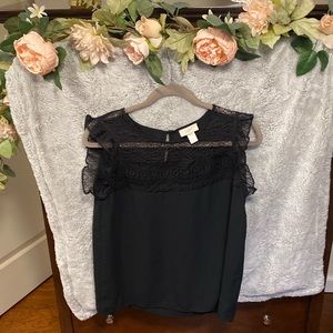 Loft, ruffle, sleeveless blouse, in black size small.